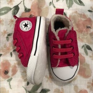Baby Converse size 3
